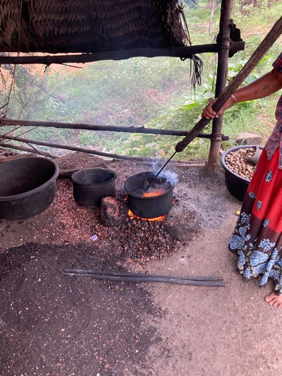 Dry-roasting the cashews
